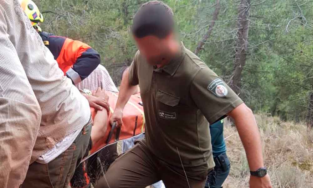 Foto de Asociación Profesional de Agentes Forestales de La Rioja | Rescate de trabajador herido