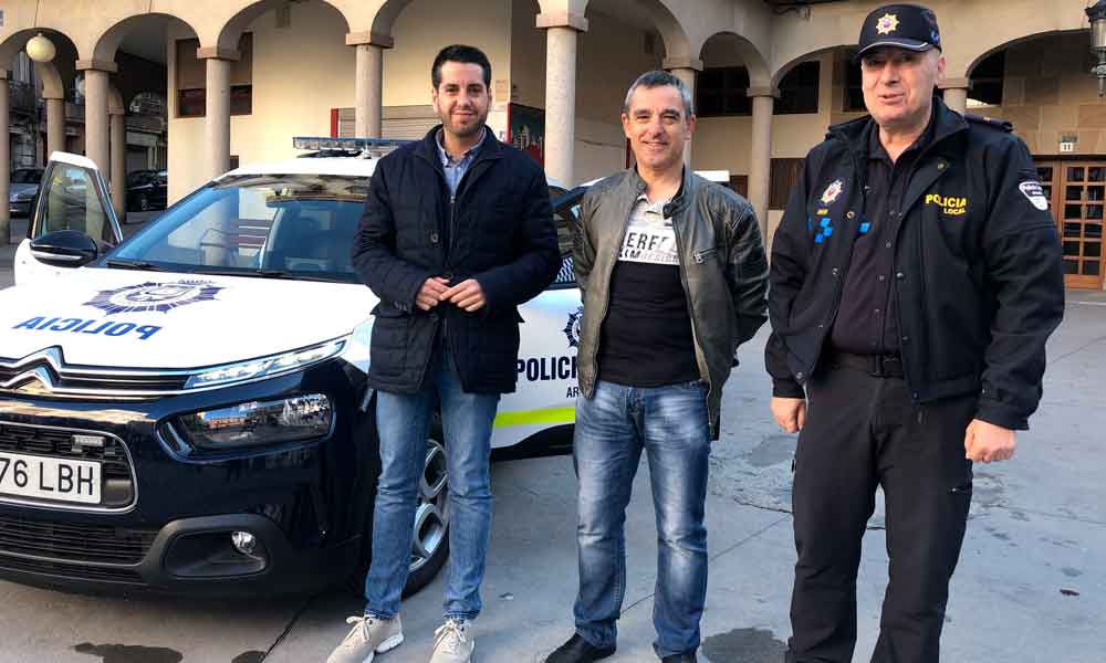 Presentación del nuevo vehículo de la Policía Local de Arnedo