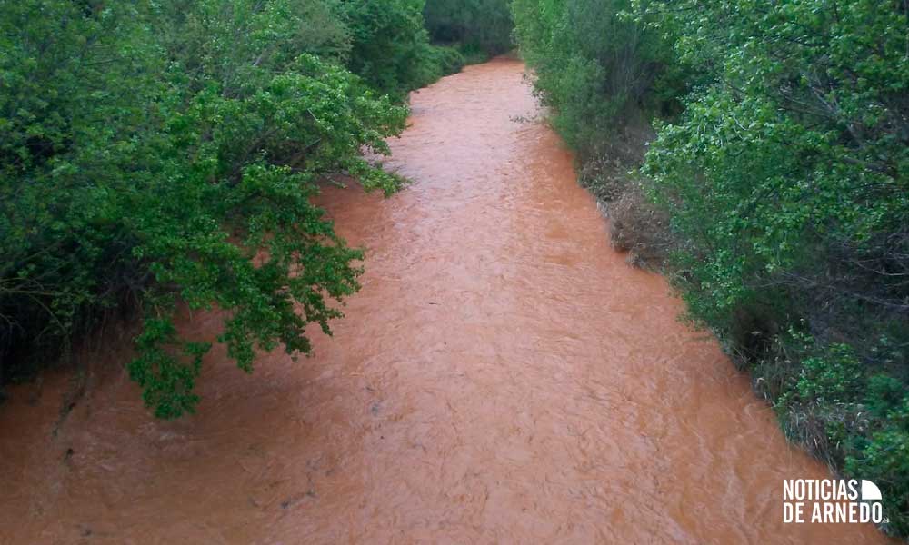 Río Cidacos a su paso por Arnedo el 24 de abril de 2020