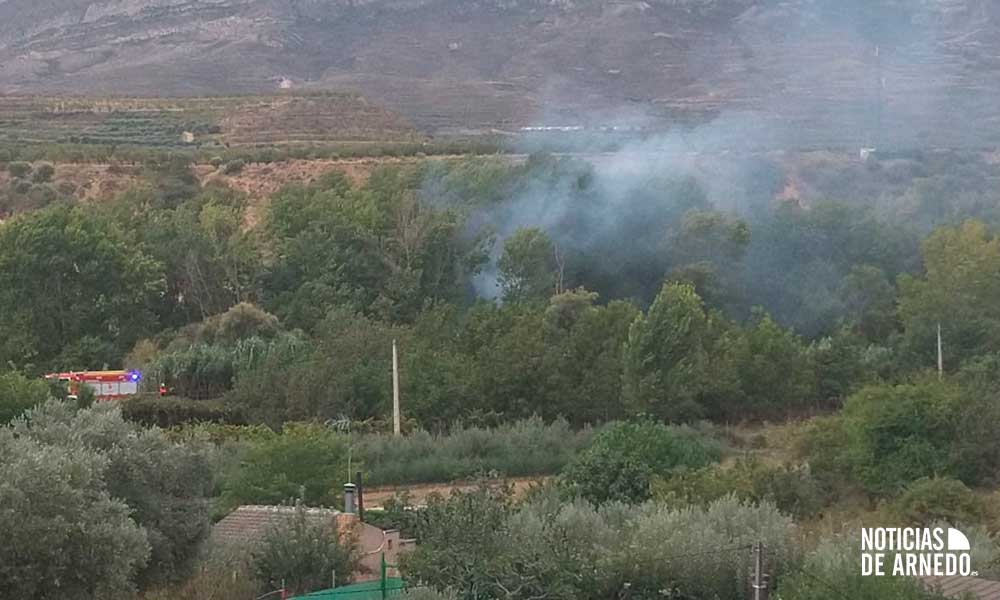 Incendio junto a la Vía Verde que conecta Herce con Arnedo
