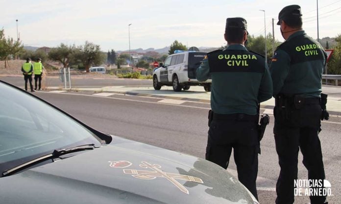 Control de Guardia Civil en el acceso y salida de Arnedo por la LR-115 sentido Alto Cidacos