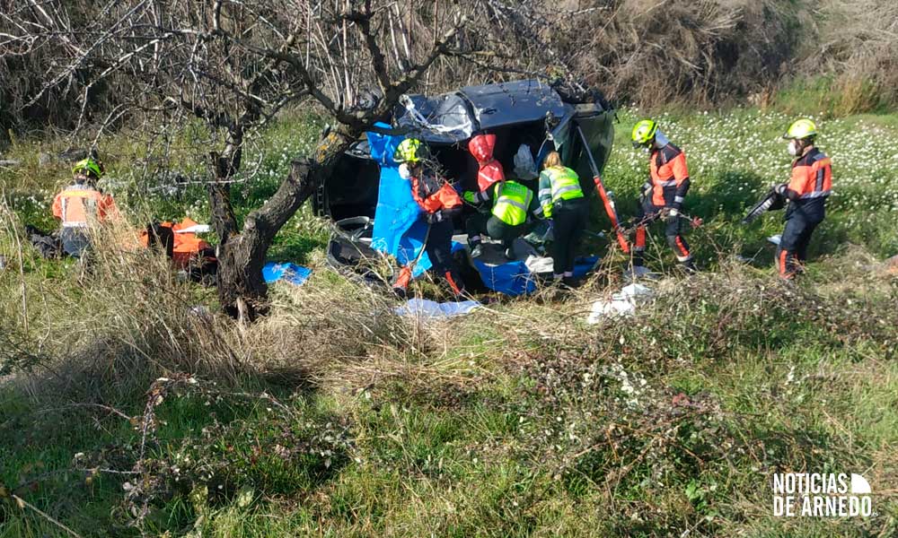 Recursos de Emergencias trabajando en la LR-123 (Tudelilla)