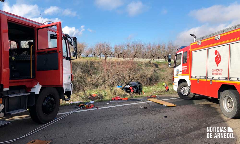 Bomberos del CEIS Rioja en accidente en LR-123 (Tudelilla)