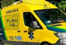 Ambulancia del Servicio Riojano de Salud - La Rioja Cuida